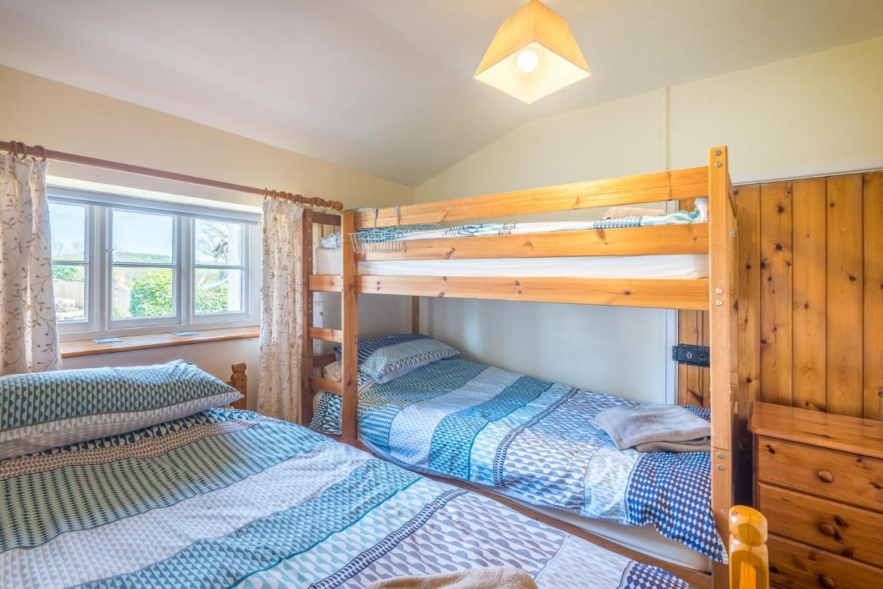Well Farm Cottages North Tamerton Екстериор снимка